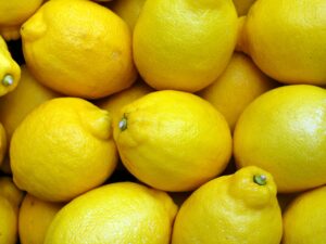 lemons, yellow, food-2039830.jpg